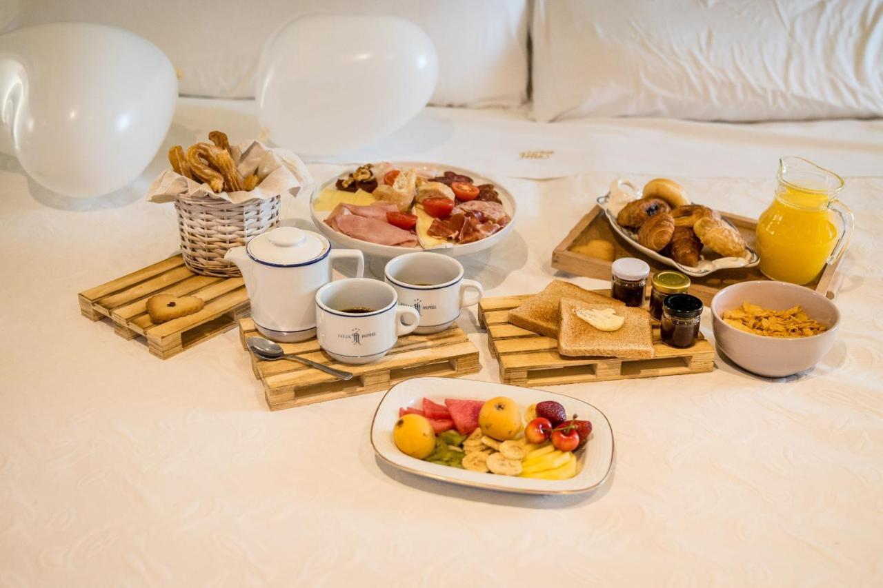 Felix Hotel Valls Eksteriør bilde